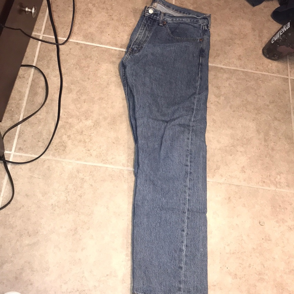 Levi jeans